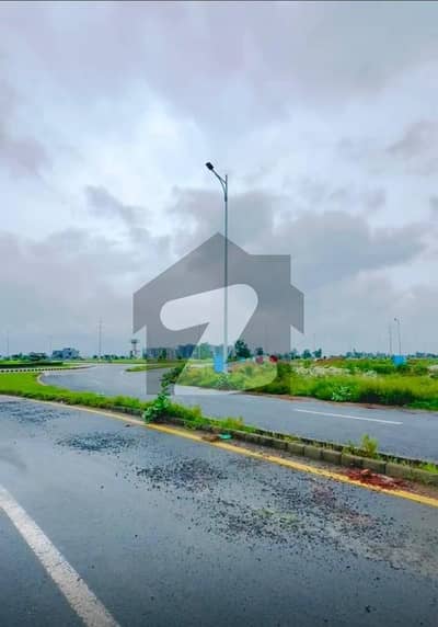 ڈی ایچ اے 9 ٹاؤن ڈیفنس (ڈی ایچ اے),لاہور میں 5 مرلہ رہائشی پلاٹ 82.0 لاکھ میں برائے فروخت۔