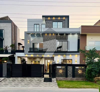 10 Marla Brand New House Available For Sale