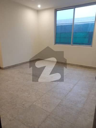 گلبرگ 3 گلبرگ,لاہور میں 3 کمروں کا 1 کنال بالائی پورشن 1.5 لاکھ میں کرایہ پر دستیاب ہے۔ گلبرگ 3 گلبرگ,لاہور میں 3 کمروں کا 1 کنال بالائی پورشن 1.5 لاکھ میں کرایہ پر دستیاب ہے۔