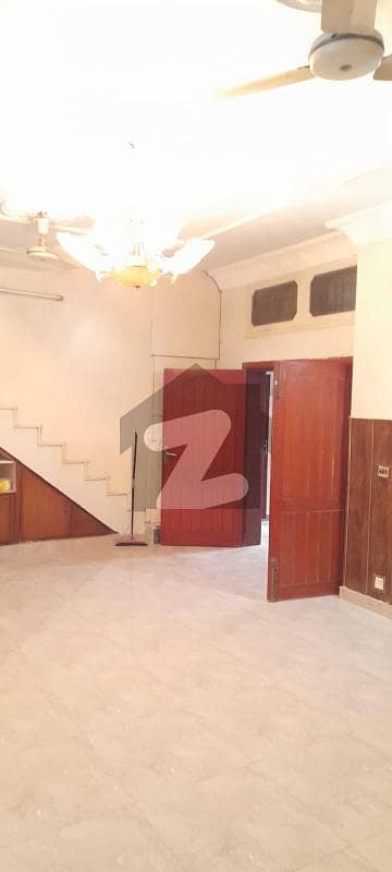 کورنگ ٹاؤن اسلام آباد میں 5 کمروں کا 14 مرلہ مکان 3.65 کروڑ میں برائے فروخت۔