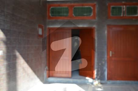 کورنگ ٹاؤن اسلام آباد میں 5 کمروں کا 14 مرلہ مکان 3.65 کروڑ میں برائے فروخت۔