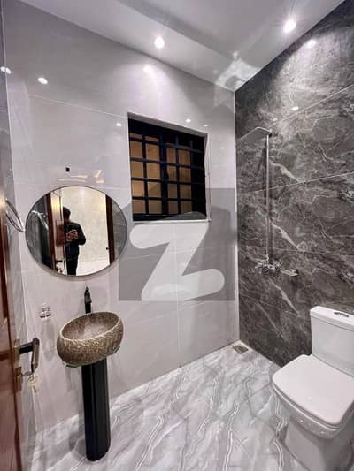 Looking For A House In Bahria Town - Sector C Looking For A House In Bahria Town - Sector C