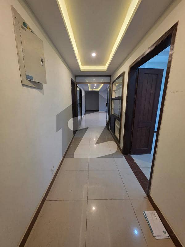 عسکری 14 راولپنڈی میں 3 کمروں کا 12 مرلہ فلیٹ 3.65 کروڑ میں برائے فروخت۔ عسکری 14 راولپنڈی میں 3 کمروں کا 12 مرلہ فلیٹ 3.65 کروڑ میں برائے فروخت۔