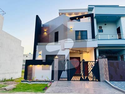 سٹی ہاؤسنگ سوسائٹی گوجرانوالہ میں 4 کمروں کا 5 مرلہ مکان 1.95 کروڑ میں برائے فروخت۔