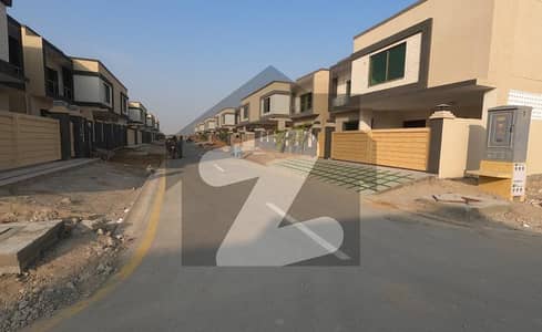 375 Square Yards House In Cantt For sale At Good Location 375 Square Yards House In Cantt For sale At Good Location