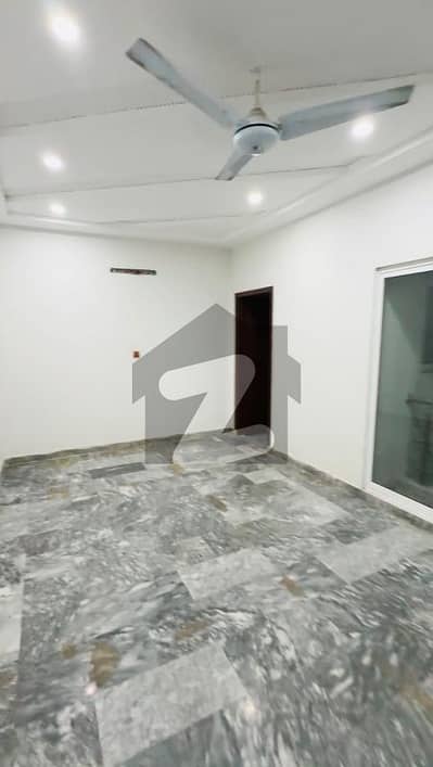 Single Bed Apartment Available For Rent