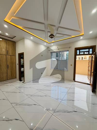 10 Marla Lower Portion For Rent In Soan Garden - Block H