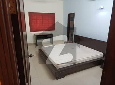 کلفٹن ۔ بلاک 2 کلفٹن,کراچی میں 3 کمروں کا 10 مرلہ فلیٹ 1.9 لاکھ میں کرایہ پر دستیاب ہے۔