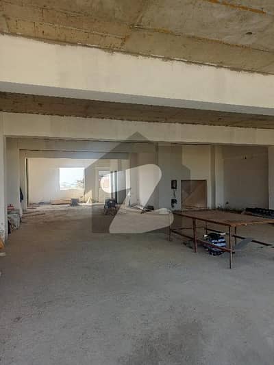 ڈی ایچ اے فیز 8 ڈی ایچ اے ڈیفینس,کراچی میں 3 کنال عمارت 45.0 لاکھ میں کرایہ پر دستیاب ہے۔