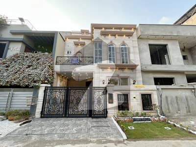 Looking For A House In Park View City - Jade Extension Block