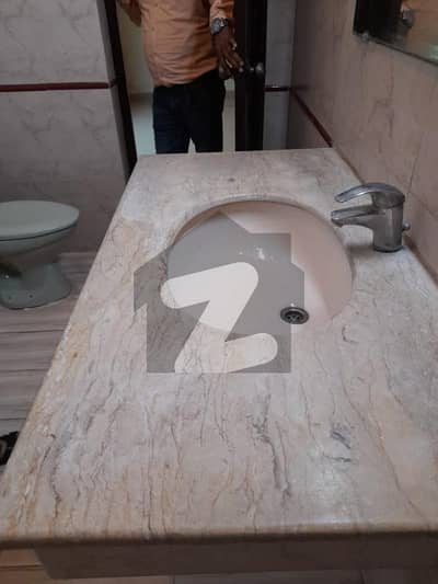 عسکری 10 - سیکٹر سی عسکری 10,عسکری,لاہور میں 5 کمروں کا 1 کنال مکان 9.5 کروڑ میں برائے فروخت۔ عسکری 10 - سیکٹر سی عسکری 10,عسکری,لاہور میں 5 کمروں کا 1 کنال مکان 9.5 کروڑ میں برائے فروخت۔