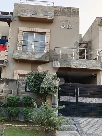 پیراگون سٹی لاہور میں 3 کمروں کا 5 مرلہ مکان 2.0 کروڑ میں برائے فروخت۔