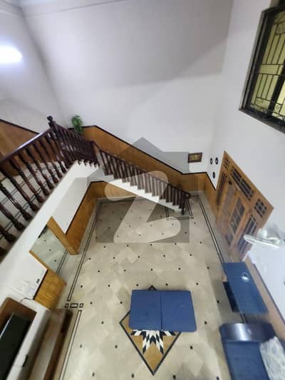 جی ۔ 10 اسلام آباد میں 5 کمروں کا 14 مرلہ مکان 5.0 لاکھ میں کرایہ پر دستیاب ہے۔