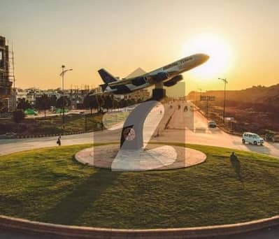 8 Marla Plot For Sale Near To Park Solid Land Ideal Location