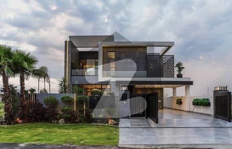 ڈی ایچ اے فیز 7 ڈیفنس (ڈی ایچ اے),لاہور میں 5 کمروں کا 1 کنال مکان 2.95 لاکھ میں کرایہ پر دستیاب ہے۔