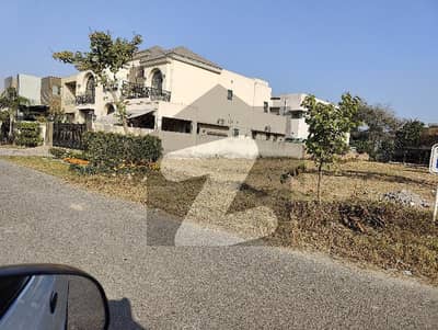 2kanal super hot location plot for sale