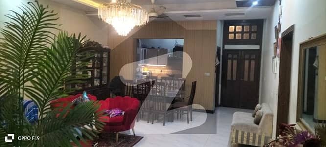 لاہور پریس کلب ہاؤسنگ سکیم لاہور میں 5 کمروں کا 10 مرلہ مکان 4.25 کروڑ میں برائے فروخت۔