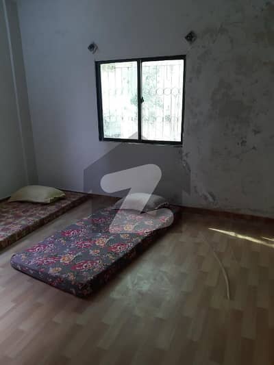 گلشنِ اقبال - بلاک 6 گلشنِ اقبال,گلشنِ اقبال ٹاؤن,کراچی میں 2 کمروں کا 4 مرلہ فلیٹ 58.0 لاکھ میں برائے فروخت۔