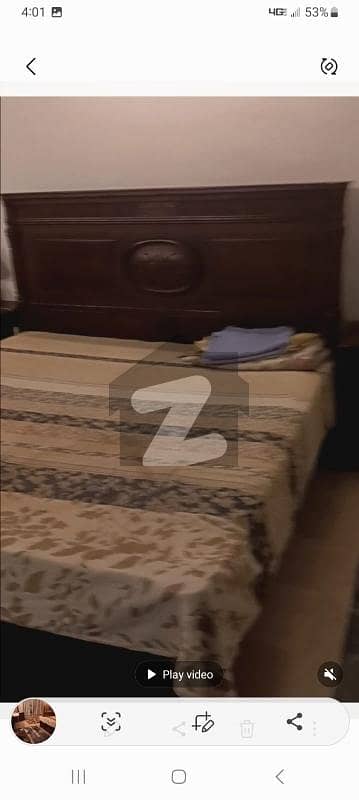 ایف ۔ 11 اسلام آباد میں 4 کمروں کا 18 مرلہ فلیٹ 9.75 کروڑ میں برائے فروخت۔