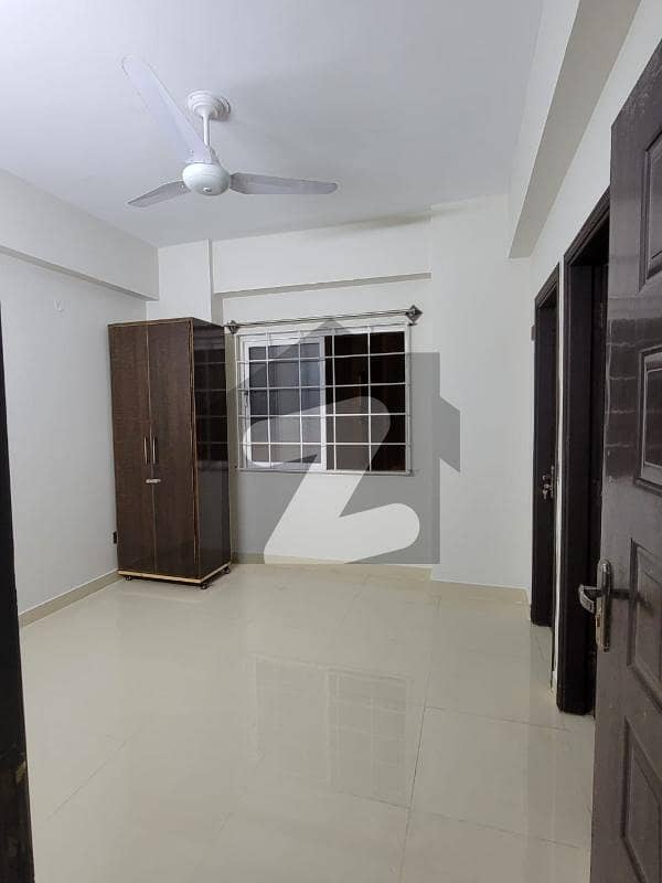 Gulberg Green Apartment available for rent Gulberg Green Apartment available for rent