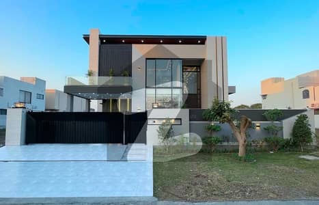 10 Marla House Avalible For Rent In DHA Phase 4