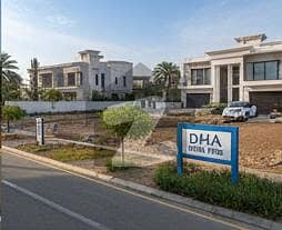 ڈی ایچ اے فیز 8 - زون سی ڈی ایچ اے فیز 8,ڈی ایچ اے ڈیفینس,کراچی میں 1 کنال رہائشی پلاٹ 5.65 کروڑ میں برائے فروخت۔