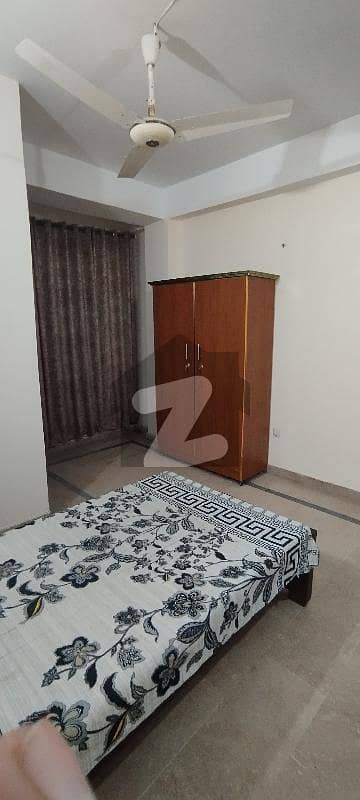 غوری ٹاؤن اسلام آباد میں 1 کمرے کا 3 مرلہ کمرہ 15.0 ہزار میں کرایہ پر دستیاب ہے۔