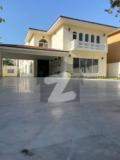 FULL HOUSE FOR RENT IN F-8