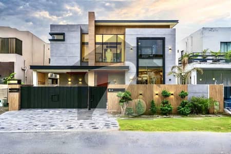 1 Kanal Top Quality Build Luxurious Beautiful Modern Design Villa With Basement For Sale In DHA Lahore Phase 7 Prime Location