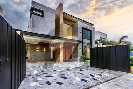 ڈی ایچ اے فیز 7 - بلاک ٹی فیز 7,ڈیفنس (ڈی ایچ اے),لاہور میں 5 کمروں کا 1 کنال مکان 6.28 کروڑ میں برائے فروخت۔