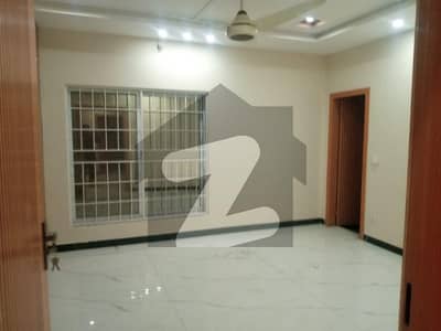 House Sized 40 Marla Available In Model Town Extension