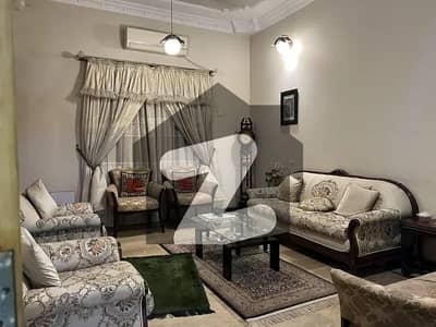 گلستانِِ جوہر ۔ بلاک 2 گلستانِ جوہر,کراچی میں 8 کمروں کا 10 مرلہ مکان 6.1 کروڑ میں برائے فروخت۔