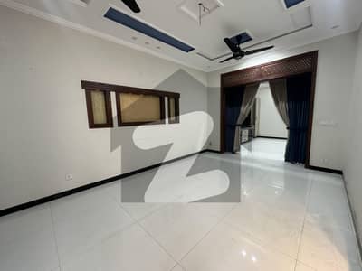 سوان گارڈن اسلام آباد میں 3 کمروں کا 10 مرلہ مکان 90.0 ہزار میں کرایہ پر دستیاب ہے۔