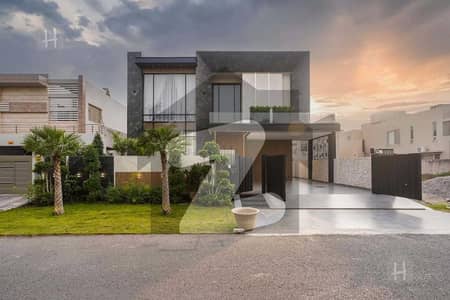 A Luxurious 1 Kanal House Is Available For Sale In DHA Phase 5