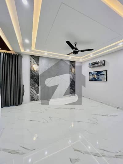 ایف ۔ 10 اسلام آباد میں 5 کمروں کا 1 کنال مکان 5.0 لاکھ میں کرایہ پر دستیاب ہے۔