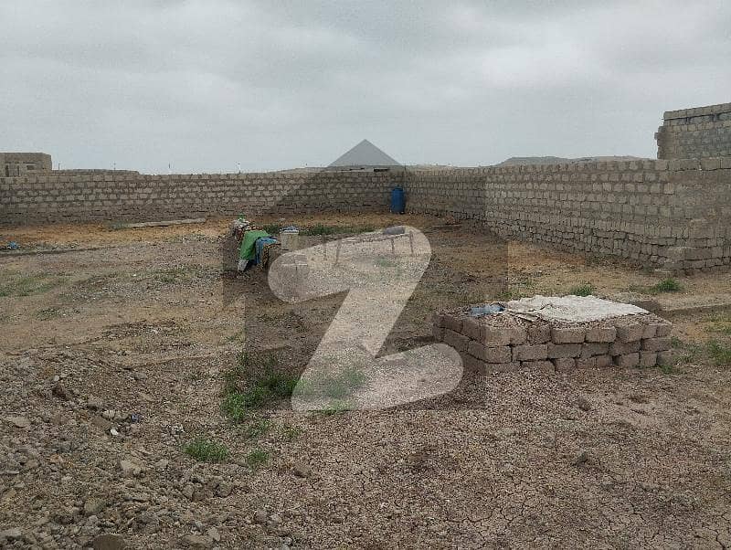 600 Sq Yards West Open Open Plot 600 Sq Yards West Open Open Plot