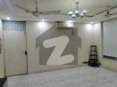 Askari 1 Flat Available For Sale Near Masjid