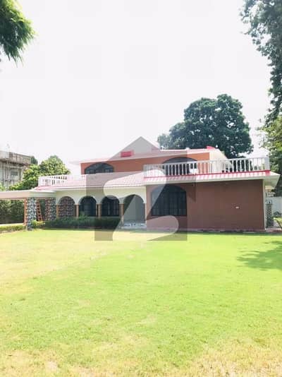 ایف ۔ 6 اسلام آباد میں 7 کمروں کا 4 کنال مکان 12.0 ارب میں برائے فروخت۔