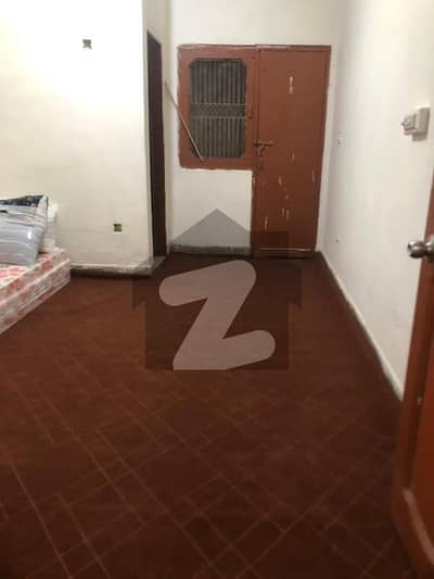 آئی ۔ 8/4 آئی ۔ 8,اسلام آباد میں 2 کمروں کا 4 مرلہ فلیٹ 80.0 ہزار میں کرایہ پر دستیاب ہے۔