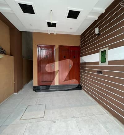 5 MARLA DESIGNER HOUSE FOR SALE | PRIME LOCATION| INVESTOR PRICE | OWNER NEEDY