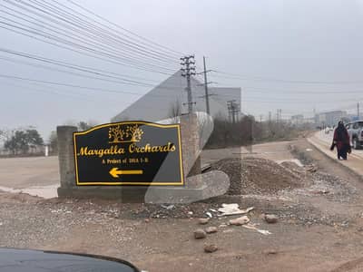 مارگلہ آرچرڈ اسلام آباد میں 10 مرلہ رہائشی پلاٹ 1.45 کروڑ میں برائے فروخت۔