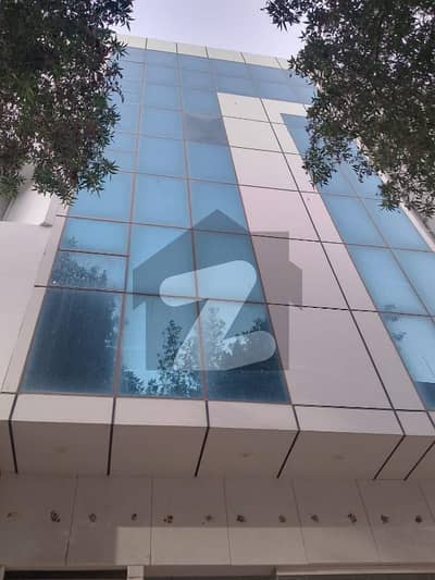 ڈی ایچ اے فیز 6 ڈی ایچ اے ڈیفینس,کراچی میں 4 کمروں کا 4 مرلہ عمارت 9.0 لاکھ میں کرایہ پر دستیاب ہے۔ ڈی ایچ اے فیز 6 ڈی ایچ اے ڈیفینس,کراچی میں 4 کمروں کا 4 مرلہ عمارت 9.0 لاکھ میں کرایہ پر دستیاب ہے۔