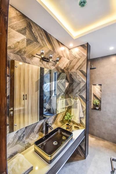 5 Marla Modern House for Rent