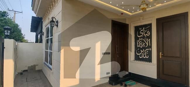 5 MARLA SLIGHTLY USED HOUSE FOR SALE | NEAR TO MAIN ROAD & PARK | PRIME LOCATION | SOLID CONSTRUCTION |