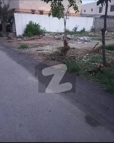 ڈی ایچ اے فیز 8 ڈی ایچ اے ڈیفینس,کراچی میں 2 کنال رہائشی پلاٹ 15.5 کروڑ میں برائے فروخت۔