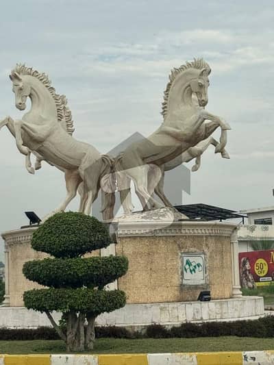 ایم پی سی ایچ ایس - بلاک بی ایم پی سی ایچ ایس ۔ ملٹی گارڈنز,بی ۔ 17,اسلام آباد میں 14 مرلہ رہائشی پلاٹ 2.45 کروڑ میں برائے فروخت۔