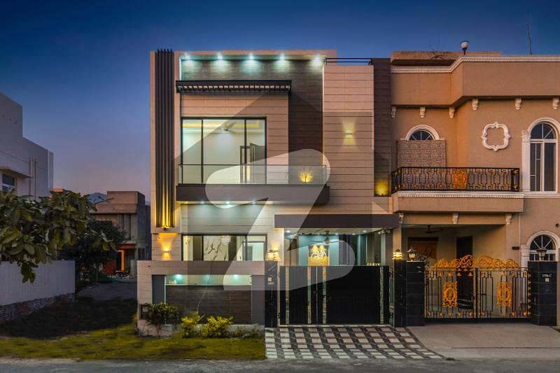 Modern Designed 5 Marla House For SALE In DHA 9 TOWN Modern Designed 5 Marla House For SALE In DHA 9 TOWN