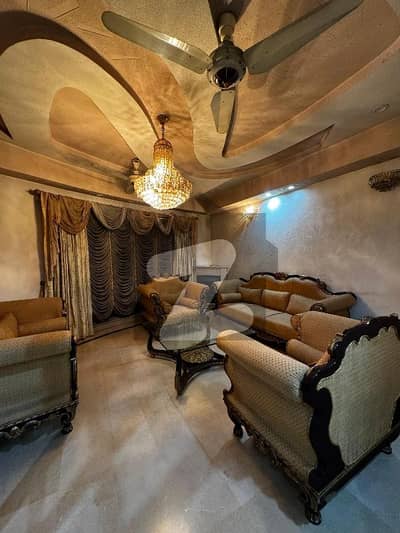 ڈی ایچ اے فیز 2 ڈیفنس (ڈی ایچ اے),لاہور میں 7 کمروں کا 1 کنال مکان 8.5 کروڑ میں برائے فروخت۔ ڈی ایچ اے فیز 2 ڈیفنس (ڈی ایچ اے),لاہور میں 7 کمروں کا 1 کنال مکان 8.5 کروڑ میں برائے فروخت۔