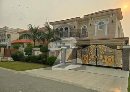 ڈی ایچ اے فیز 6 - بلاک ایف فیز 6,ڈیفنس (ڈی ایچ اے),لاہور میں 5 کمروں کا 1 کنال مکان 10.99 کروڑ میں برائے فروخت۔ ڈی ایچ اے فیز 6 - بلاک ایف فیز 6,ڈیفنس (ڈی ایچ اے),لاہور میں 5 کمروں کا 1 کنال مکان 10.99 کروڑ میں برائے فروخت۔