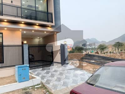 House In Mpchs Islamabad Pakistan For Sale